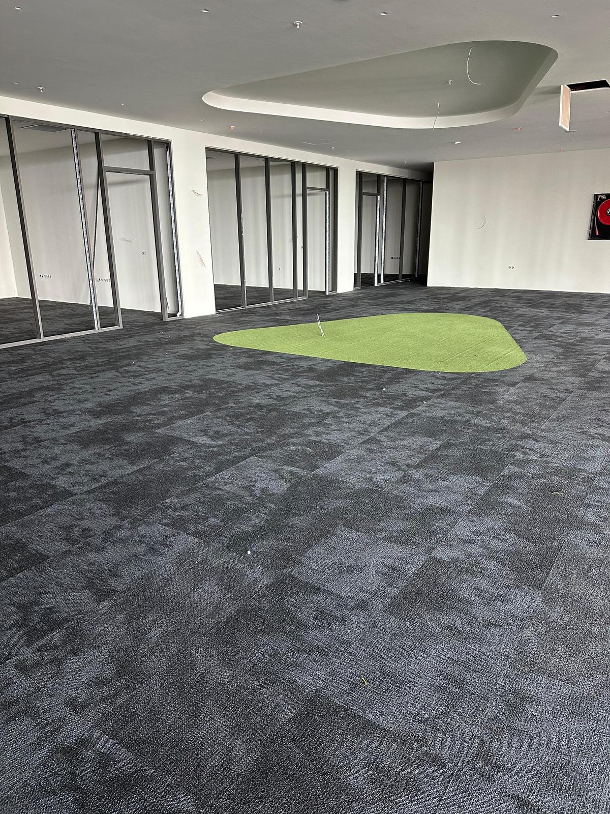 Karo Halı Nedir? | Ofis ve Ticari Alanlar İçin Modüler Halı Çözümleri